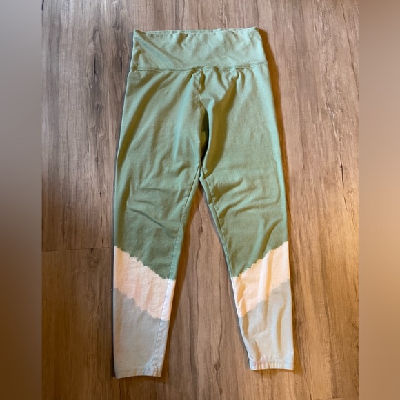 (5) True Craft Tie Dye Leggings, Set of 5 ~ (Med-Large size) - Picture 6 of 15